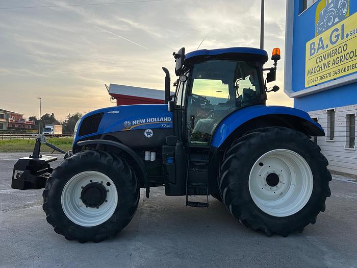 Usato New Holland T 7.185 autocommand
