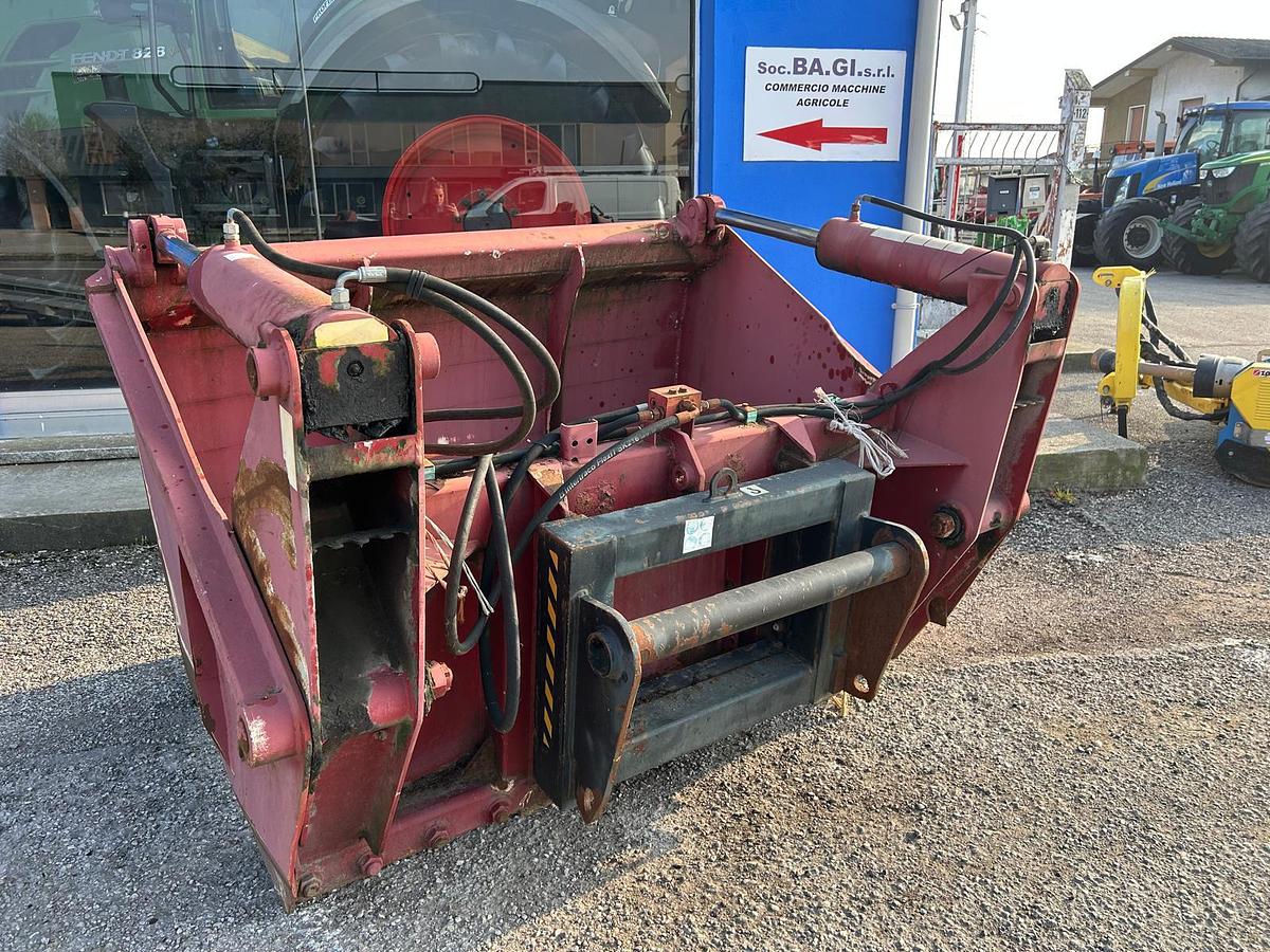 Usato benna per insilato Strautmann da 1,80m