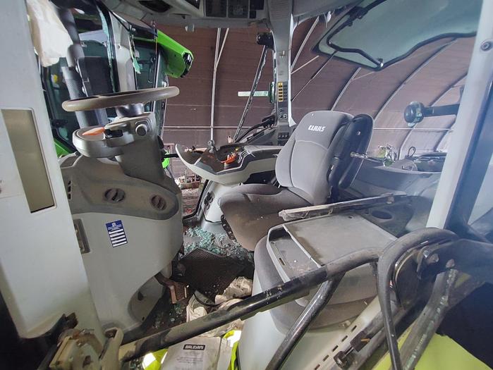 Usato Claas Arion 650 Mother reg.-INCIDENTATO