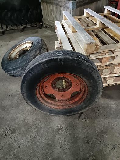 Usato Gomme varie misure per trattore agricolo