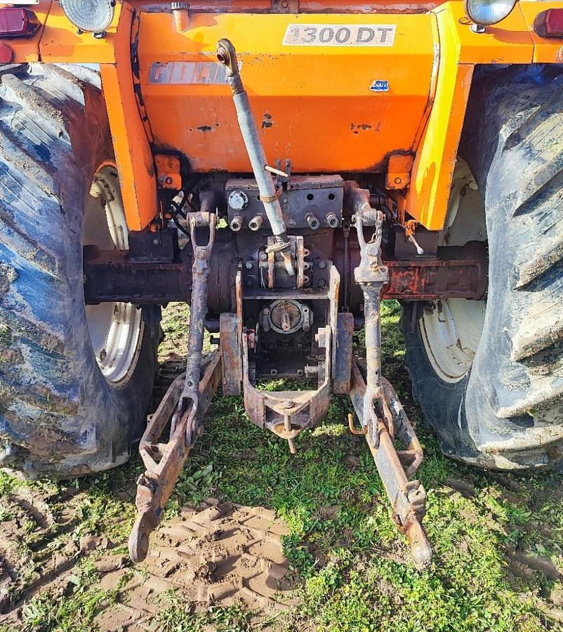 Usato Fiat 1300 Super-gomme nuove