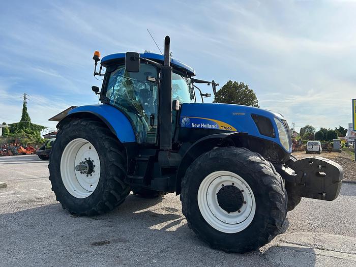 Usato New Holland T7040 autocommand- fr. aria e olio