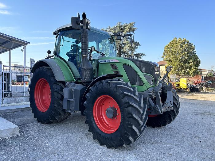 Usato Fendt 512 con cambio Vario e TMS- ore 6500