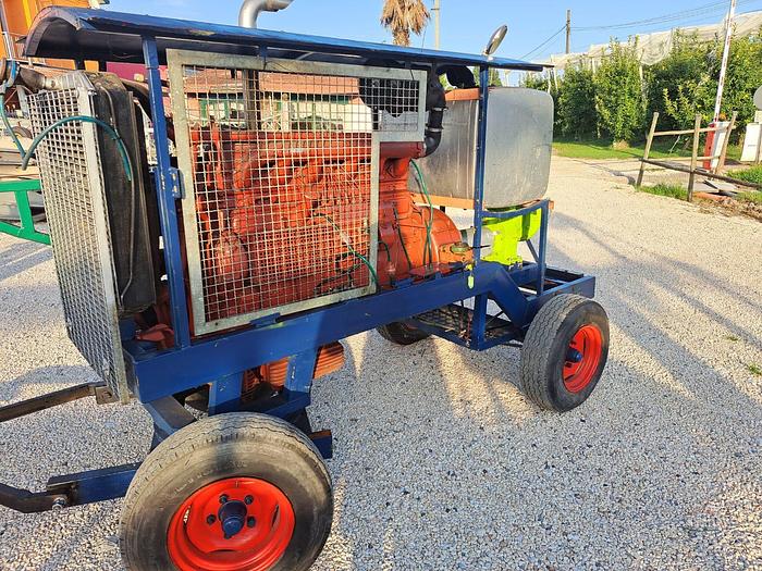 Usato Gruppo per irrigazione con motore Fiat 150 CV