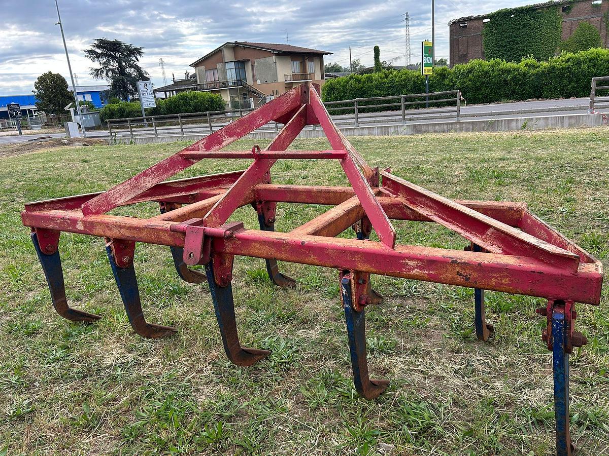 Usato Preparatore ripper pesante a 9 ancore da 3m