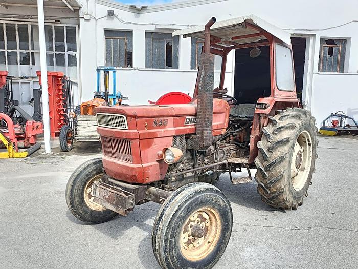 Usato Fiat 640- 4 distributori idraulici