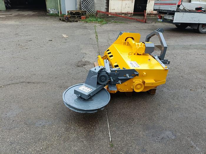 Usato Trincia da 1,20m con ruota interfilare da 60cm