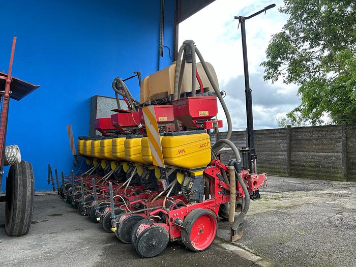 Usato Seminatrice di precisione MaterMacc- 8 file