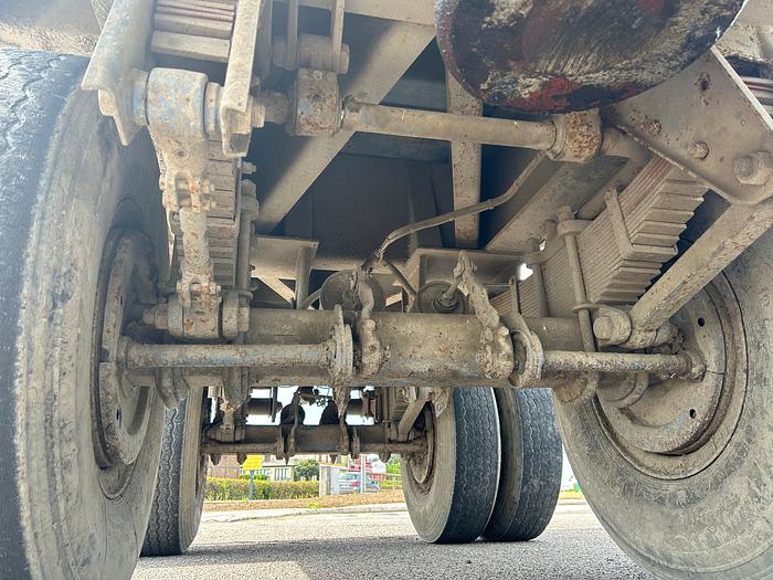 Usato Rimorchio Pagliari 3 assi trilaterale-200 quintali