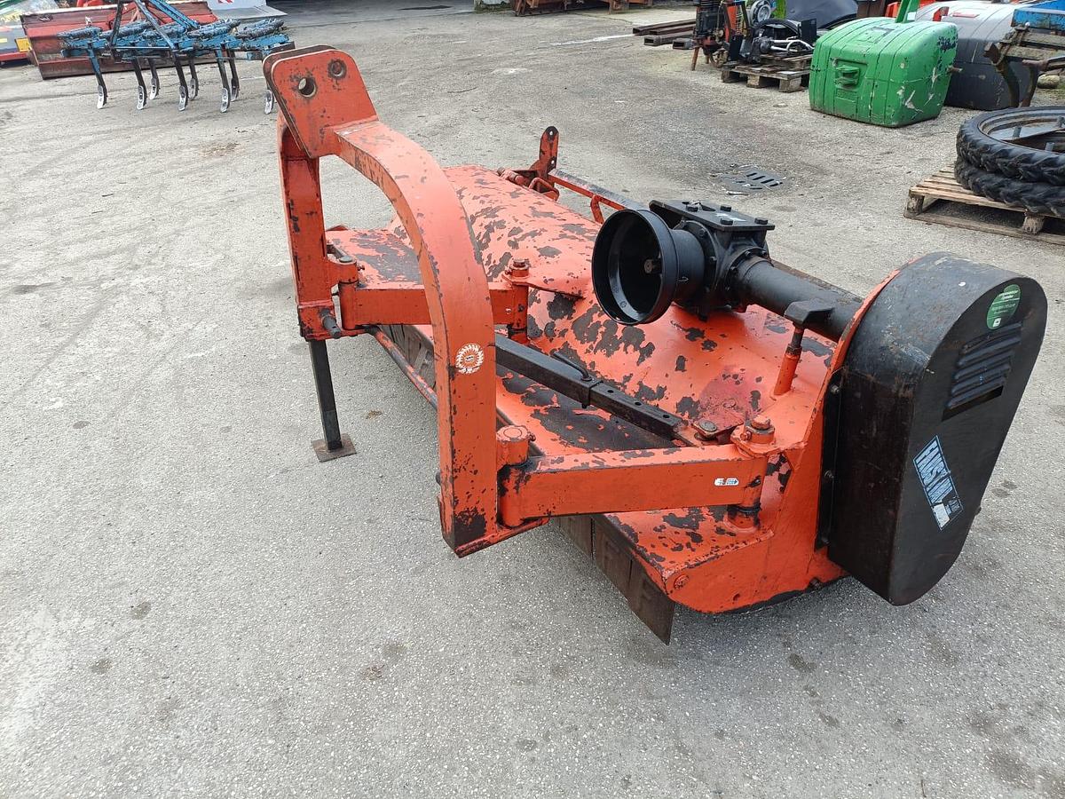 Usato trincia Faustini a mazze da 2m- spostamento meccanico