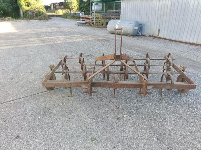 Usato Vibrocoltivatore da 2,50m senza rullo