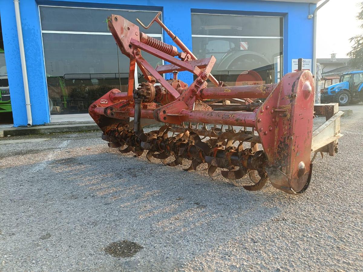 Usato Fresa con rullo a spuntoni da 2,70m