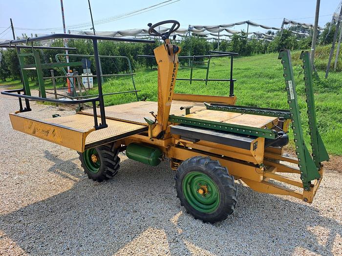 Usato Carro raccolta Blosi idrostatico-piattaforma idr