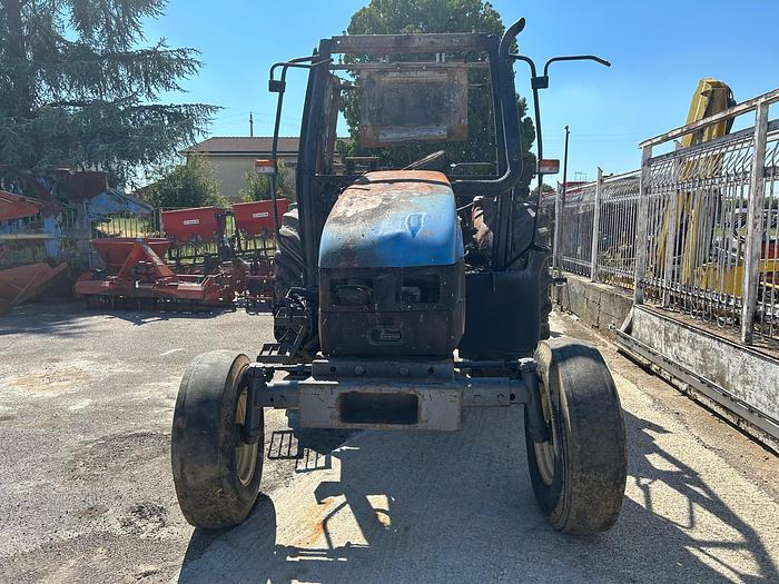 Usato New Holland TL 90 bruciato