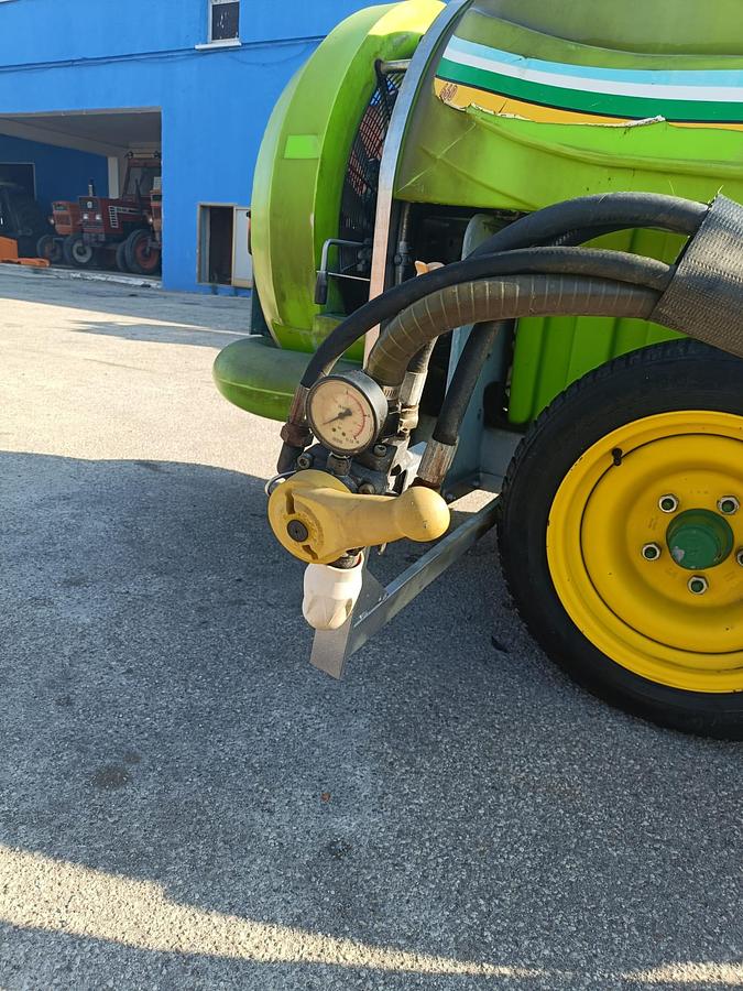 Usato Atomizzatore Oma mod. Ecowind 660- con libretto stradale