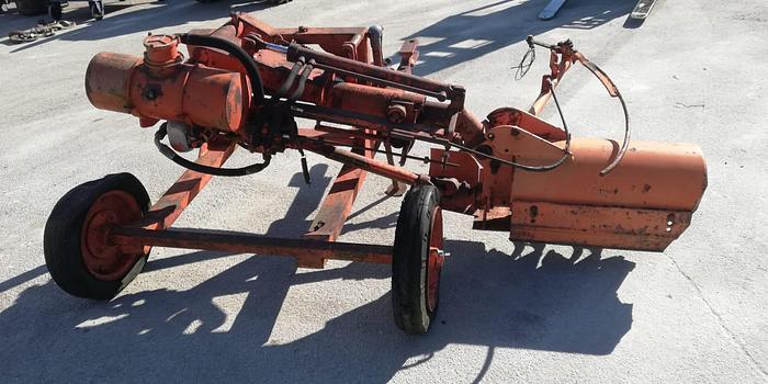 Usato Fresa interfilare marca Cavagion