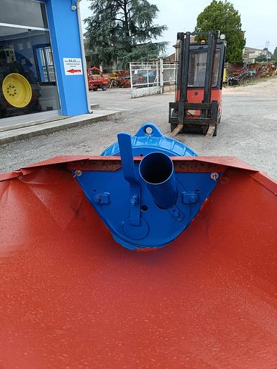 Usato Mulino per cereali a cardano con crivelli