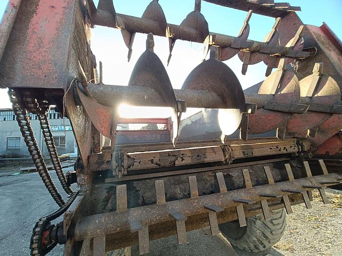 Usato Spandiletame Rem 2653 marca Le Boulch ad 1 asse