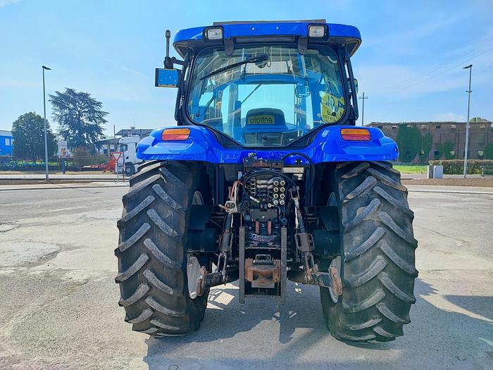 Usato New Holland TS 110 A-caricatore Mailleux con benna