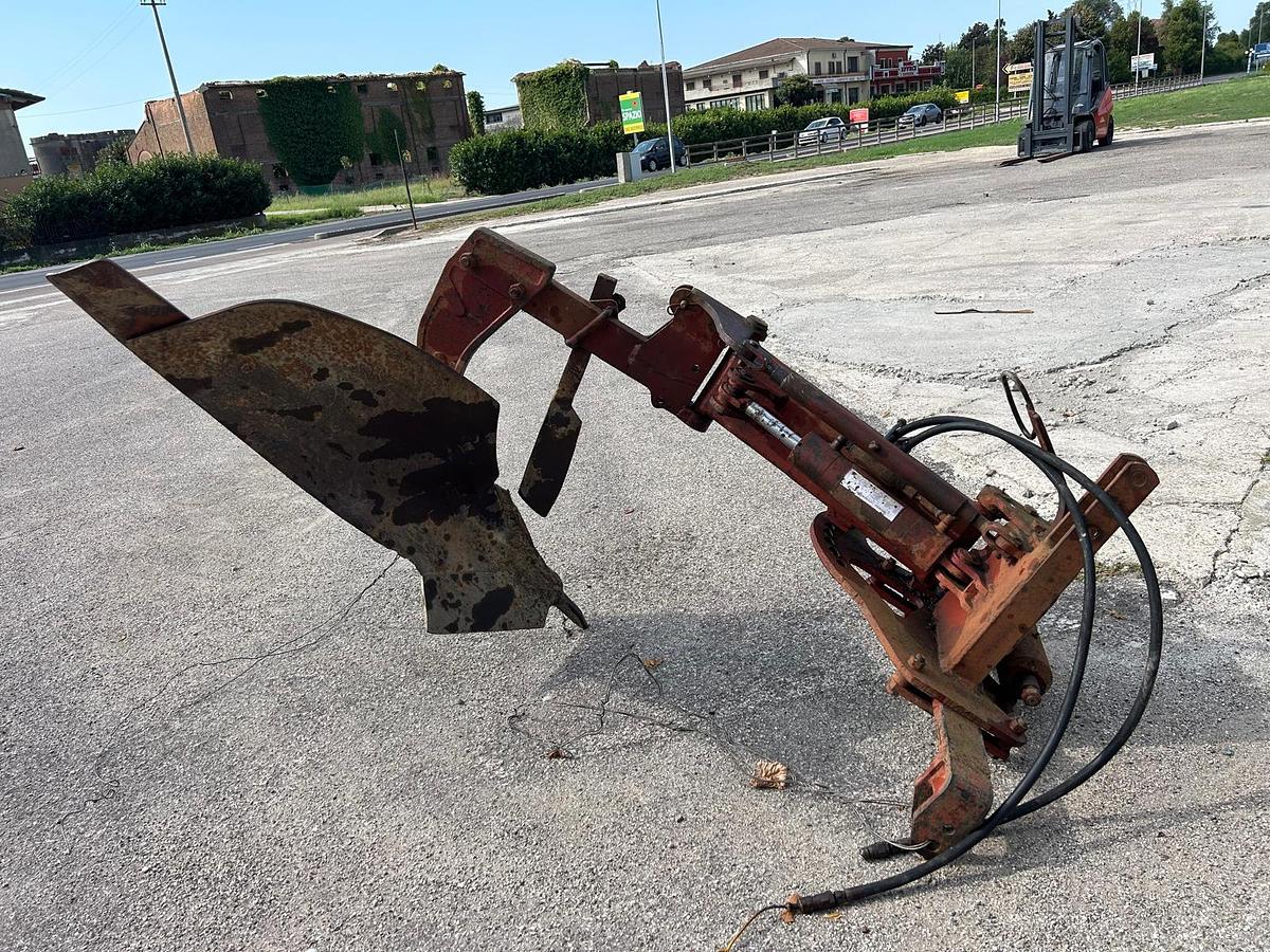 Usato Aratro monovomere sogema da scasso