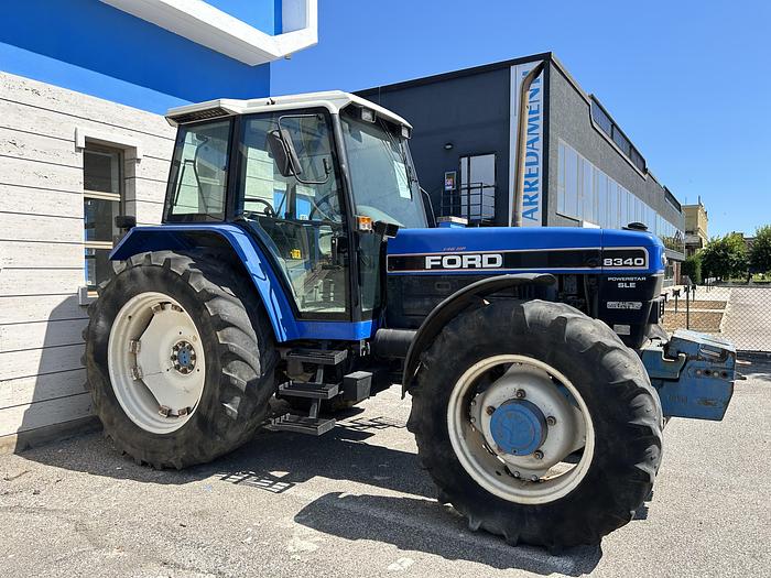 Usato New Holland Ford 8340-40km- traino freni aria 200q