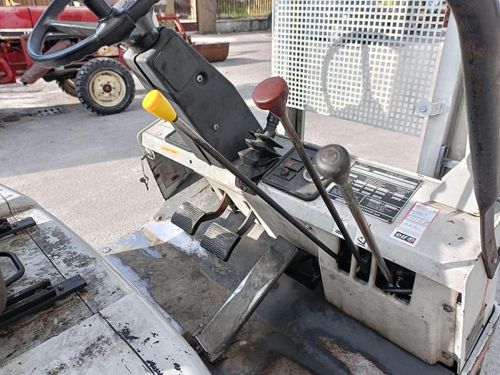 Usato Muletto OM Iveco modello DI 15 C 