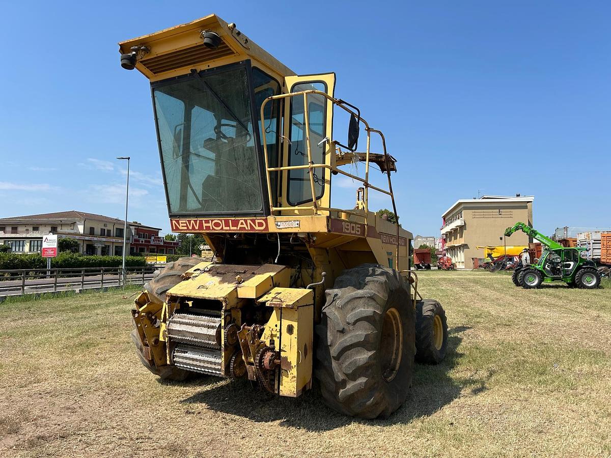 Usato Trincia New Holland 1905 con barra