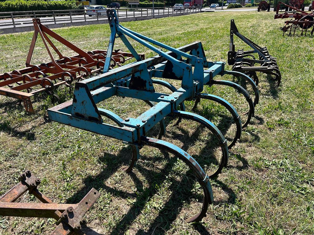 Usato Coltivatore estirpatore Sartori