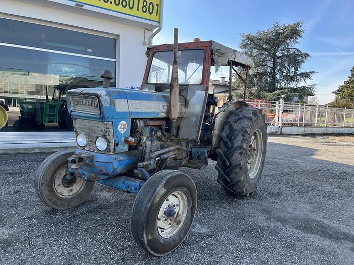 Usato Ford 5000 super major CV 68 con arco di protezione