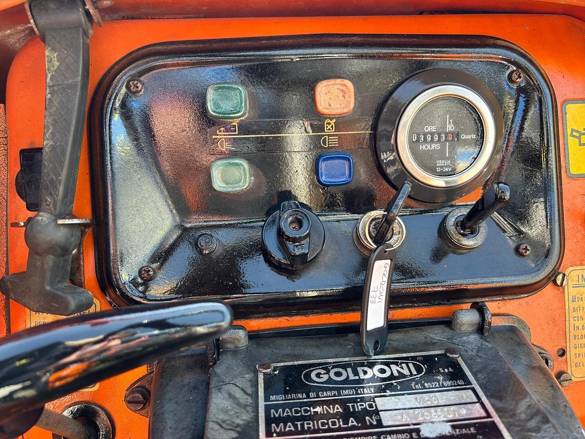Usato Goldoni 933 snodato + attrezzatura dedicata