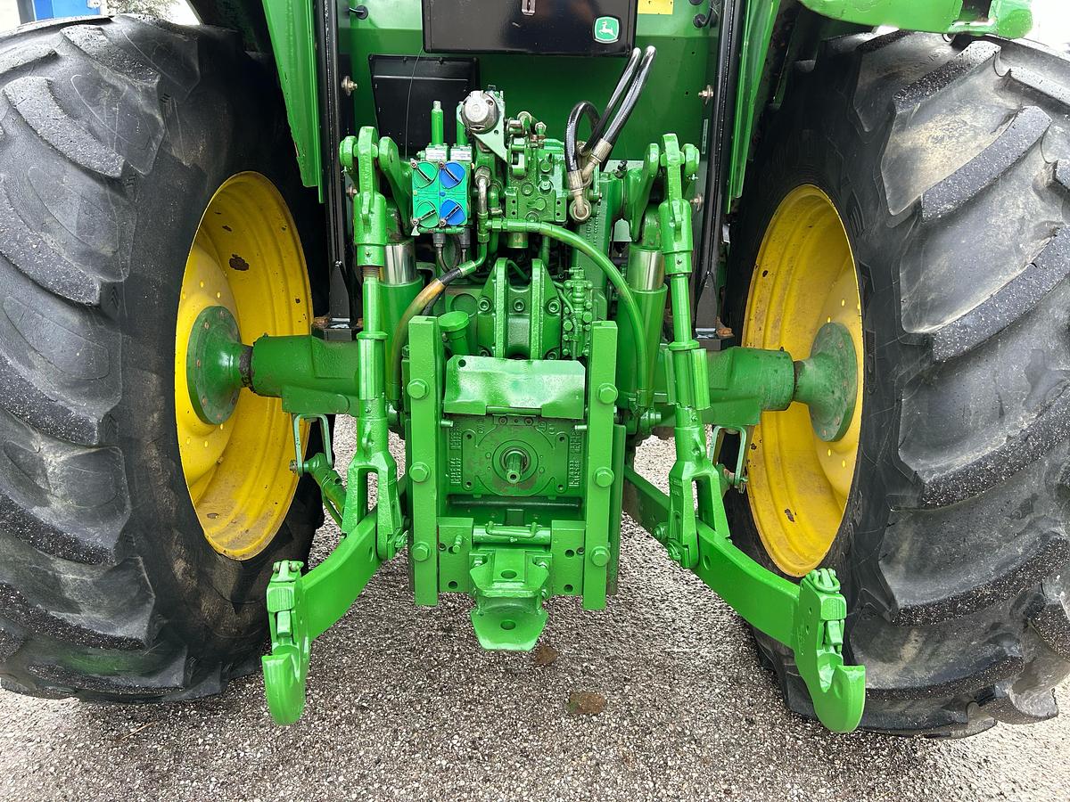 Usato John Deere 6630 con caricatore JD653