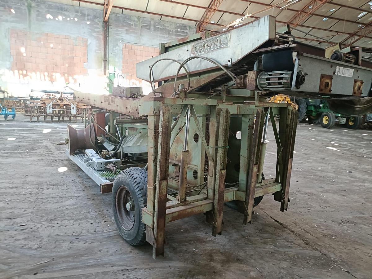 Usato Scavapatate marca Carlotti modello super 286