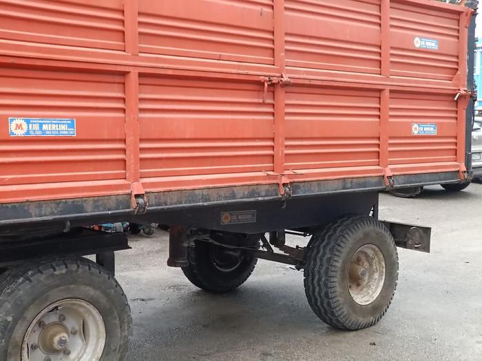Usato Rimorchio Merlini ribaltabile trilaterale