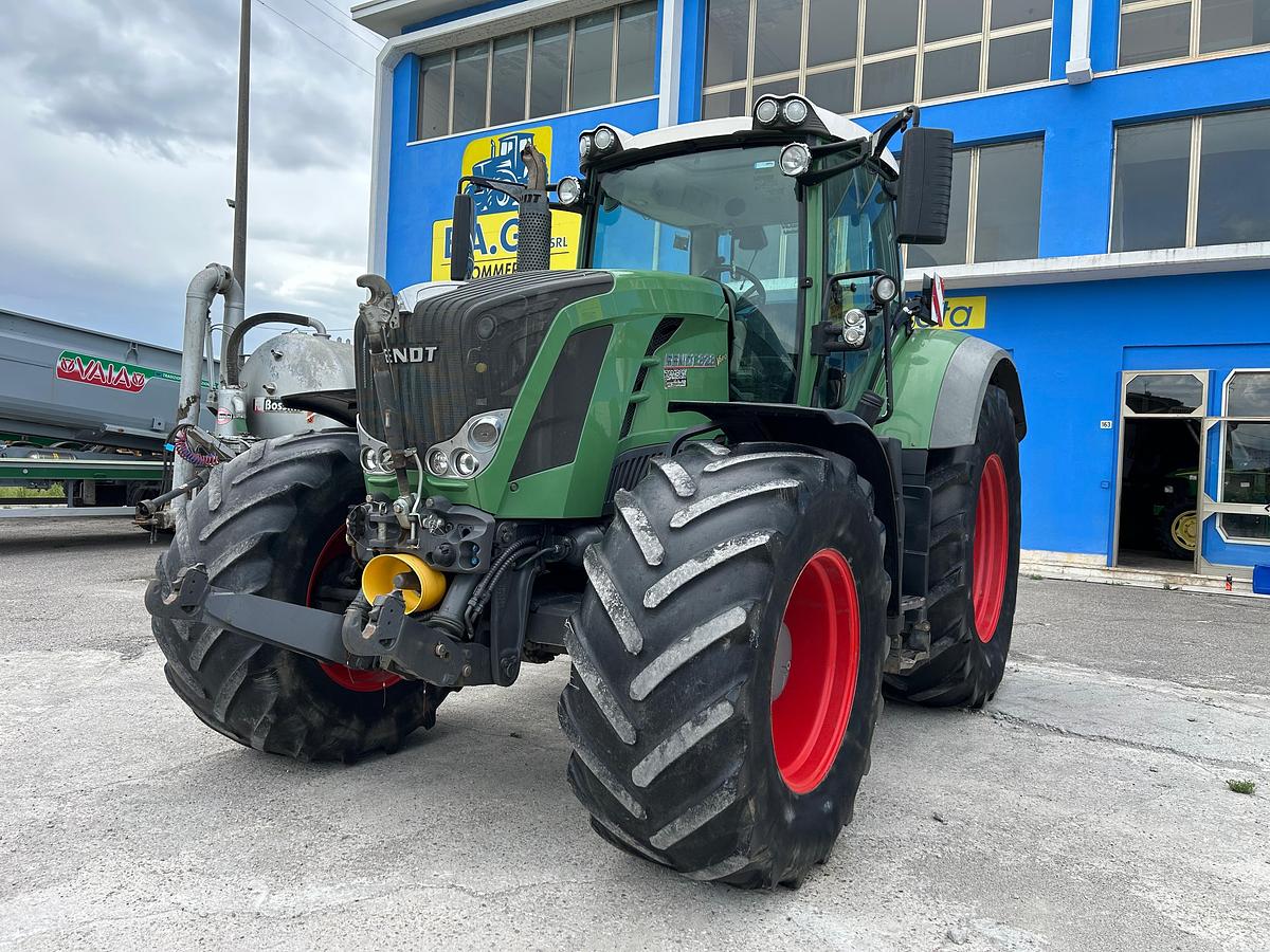 Usato Fendt 828 Vario Profi Plus- PTO e soll ant