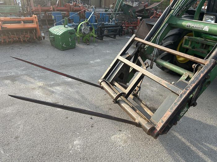 Usato John Deere 6330 con caricatore- freni ad aria 200q