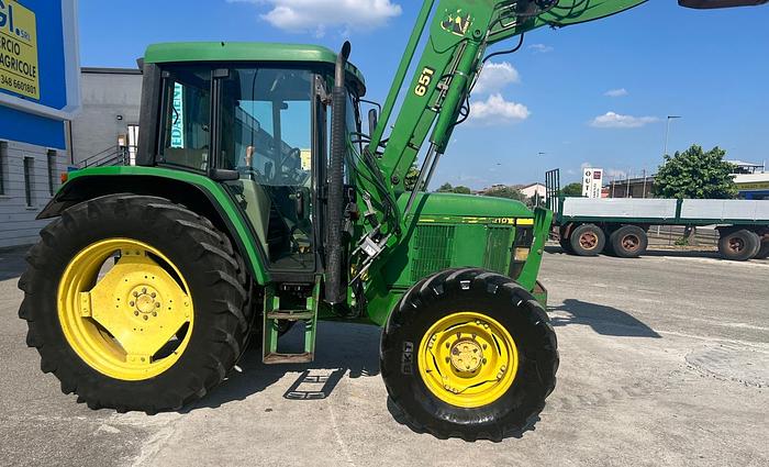 Usato John Deere 6210-caricatore JD 651-freni aria 175q