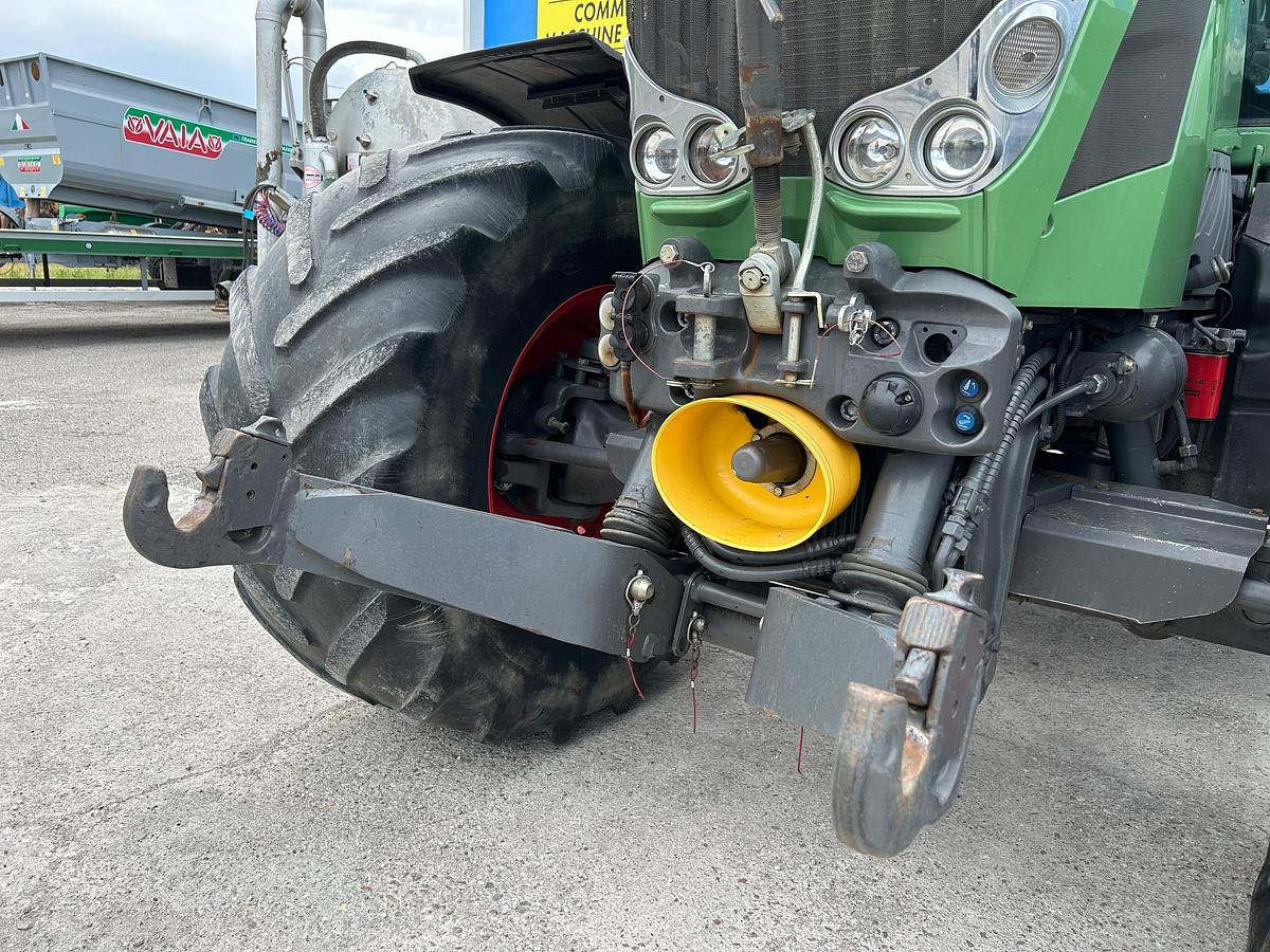 Usato Fendt 828 Vario Profi Plus- PTO e soll ant