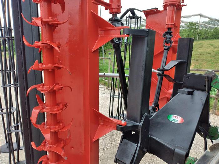 Usato Fresa Parolin da 4m pieghevole idraulicamente