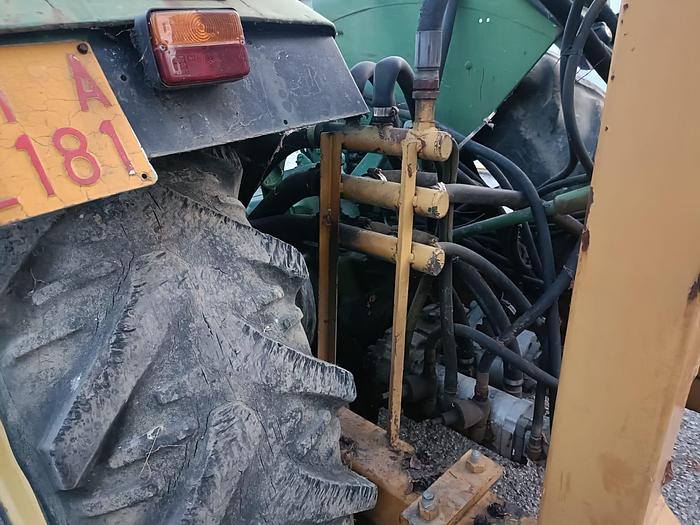 Usato John Deere 2120 con braccio Procmas da 6 m