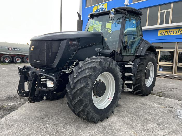 Usato JCB Fastrac 8250 V Tronic- anno 2010