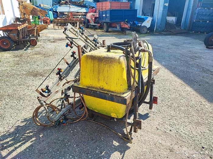 Usato Botte da diserbo da 4 q con barre