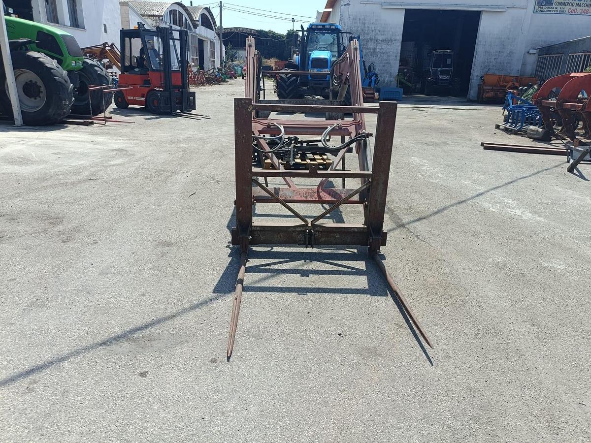Usato caricatore frontale per massey ferguson 4 cilindri