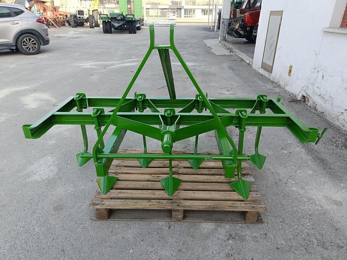 Usato Estirpatore a 7 ancore da 1,75m