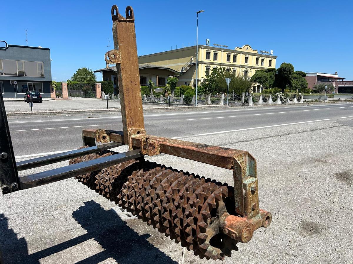 Usato rullo cilindrico da 2,10m