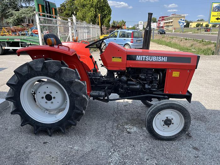Used Trattore Mitsubishi