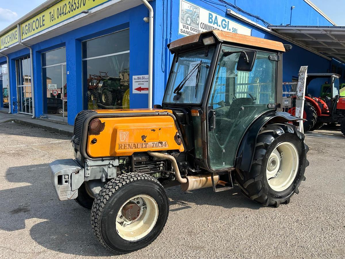 Usato Renault 70/14 frutteto