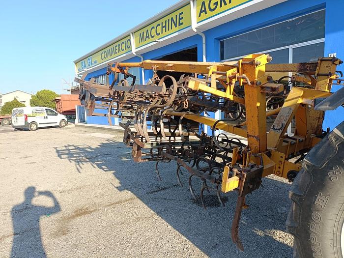 Usato Vibrocoltivatore marca Vibromat da 3,60m