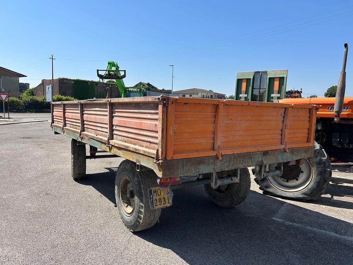 Usato Rimorchio agricolo Mutti con ralla- 50 q 