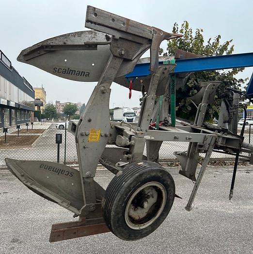 Usato Aratro bivomere Scalmana con ruota