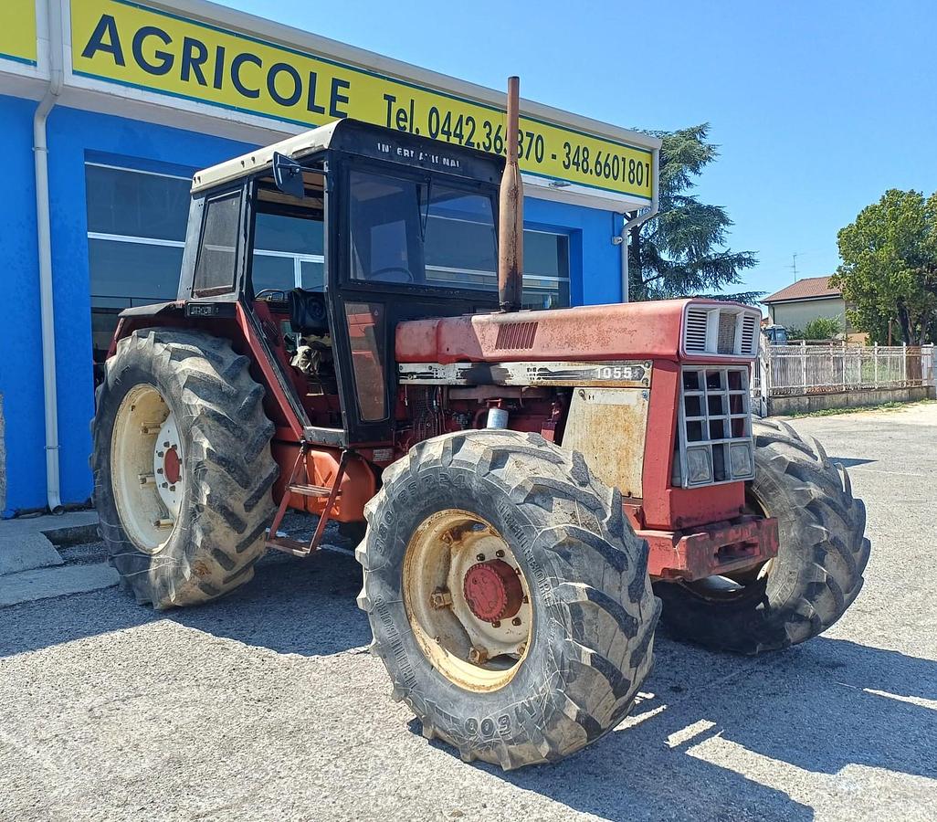 Usato International 1055 DT